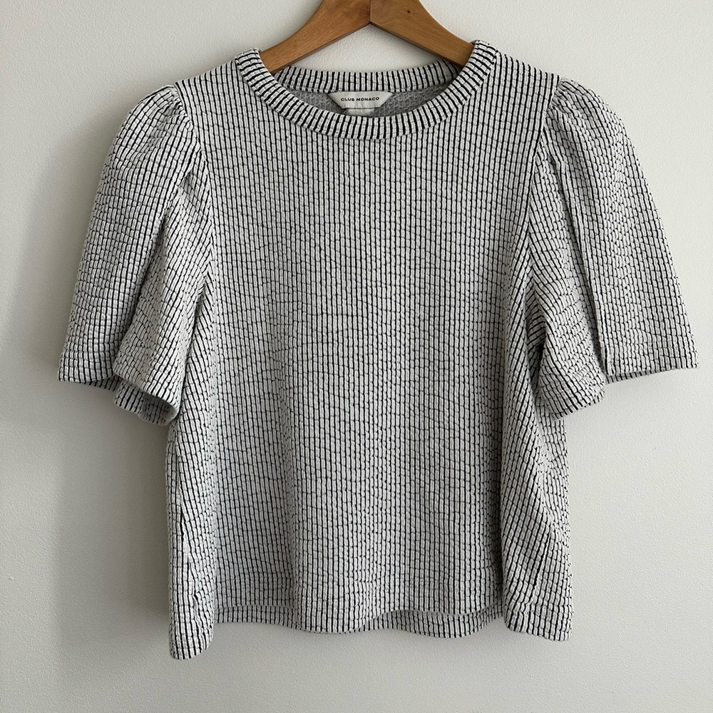 Women's Black and White Top
